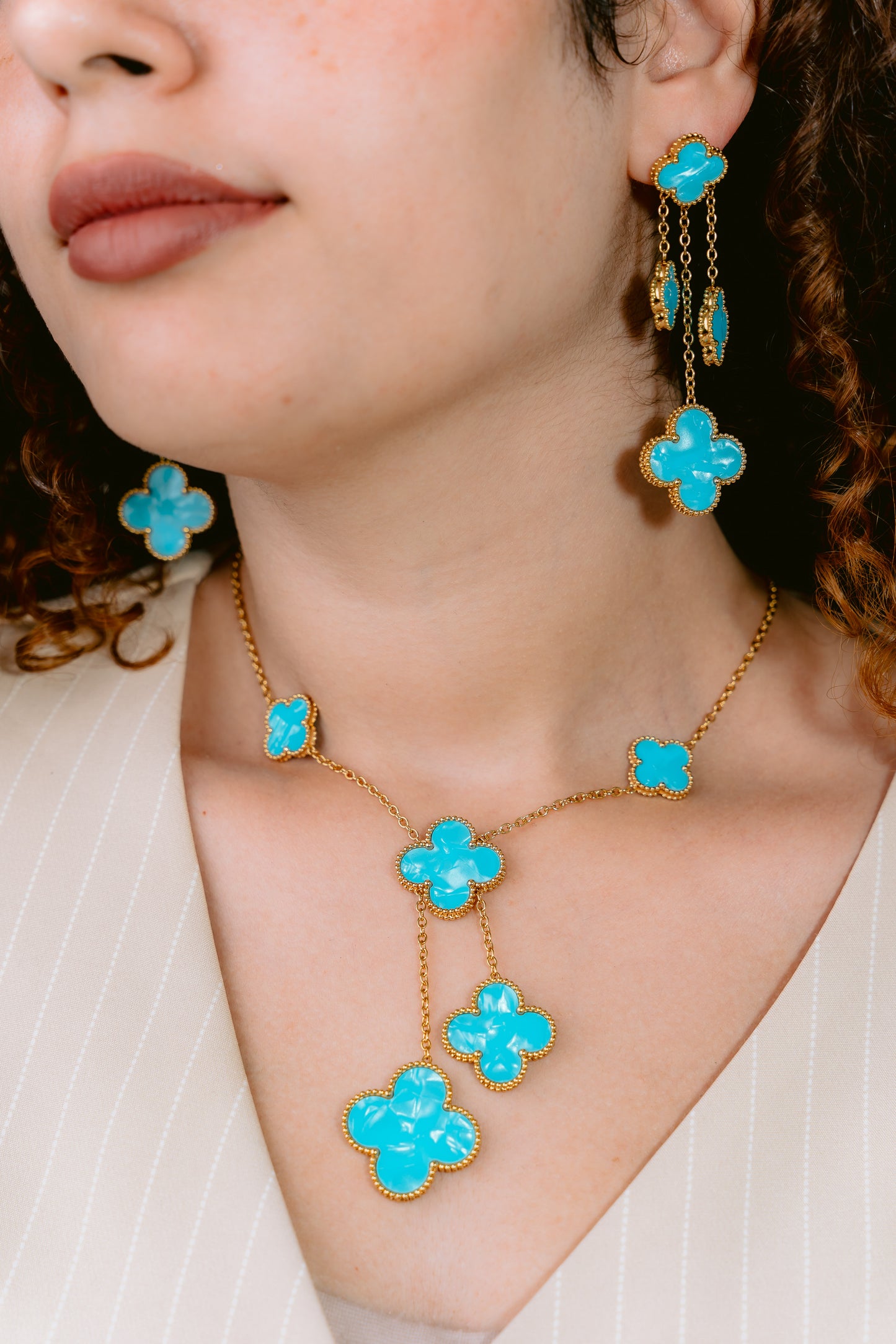 Baby blue vancleef