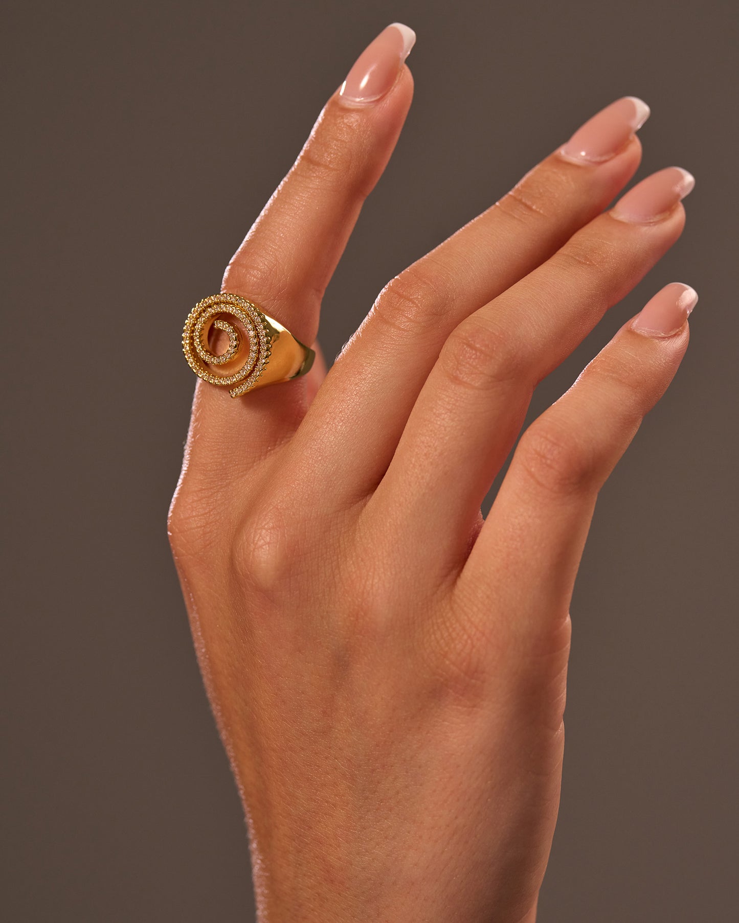 Ring L006