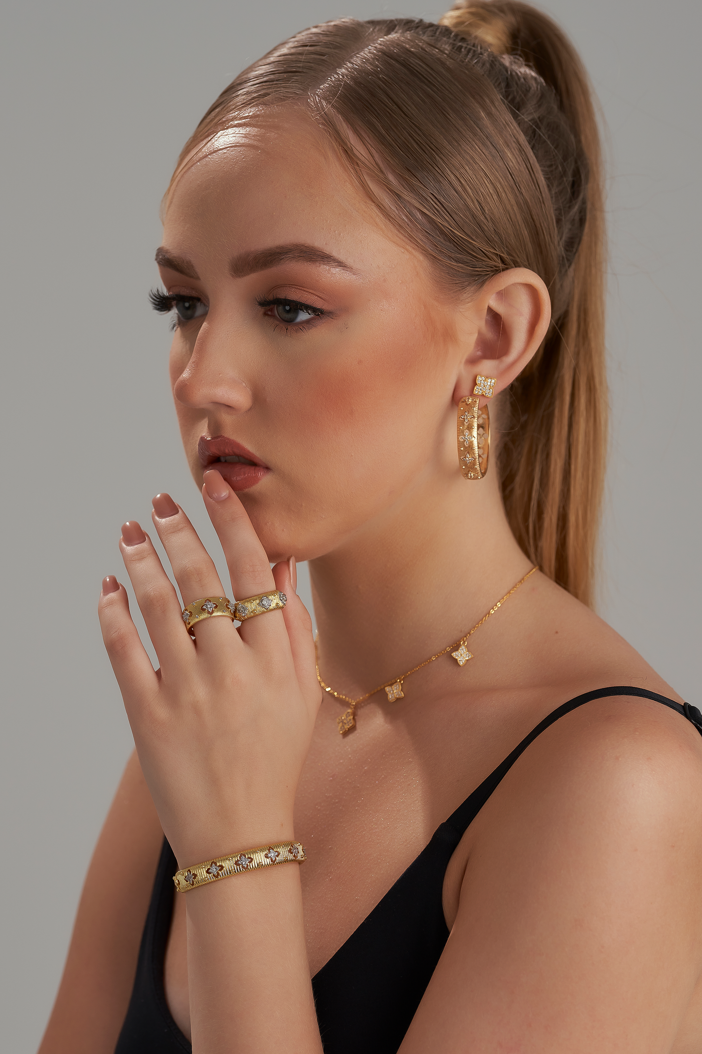 Earring R002872