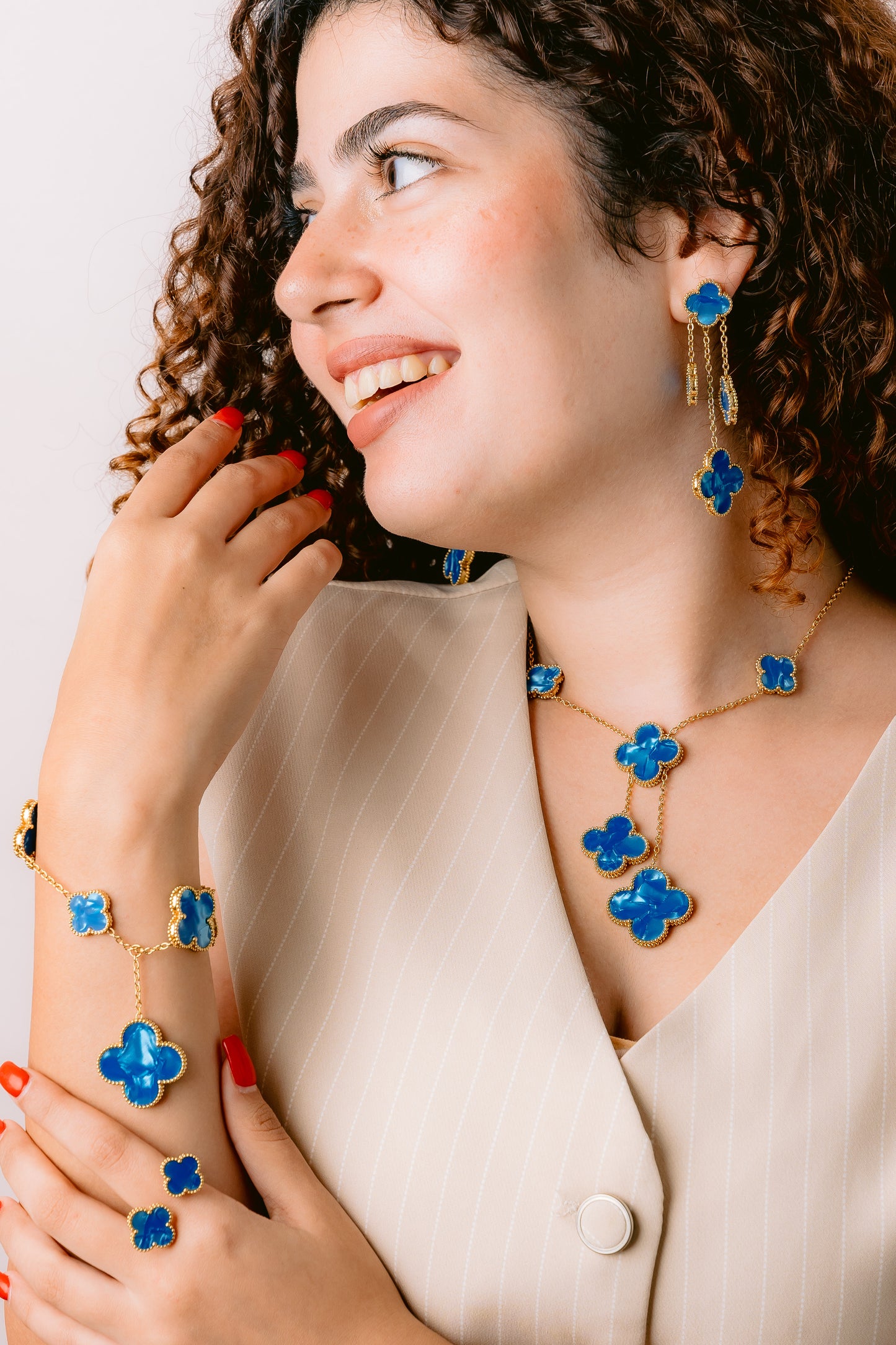 Dark blue vancleef