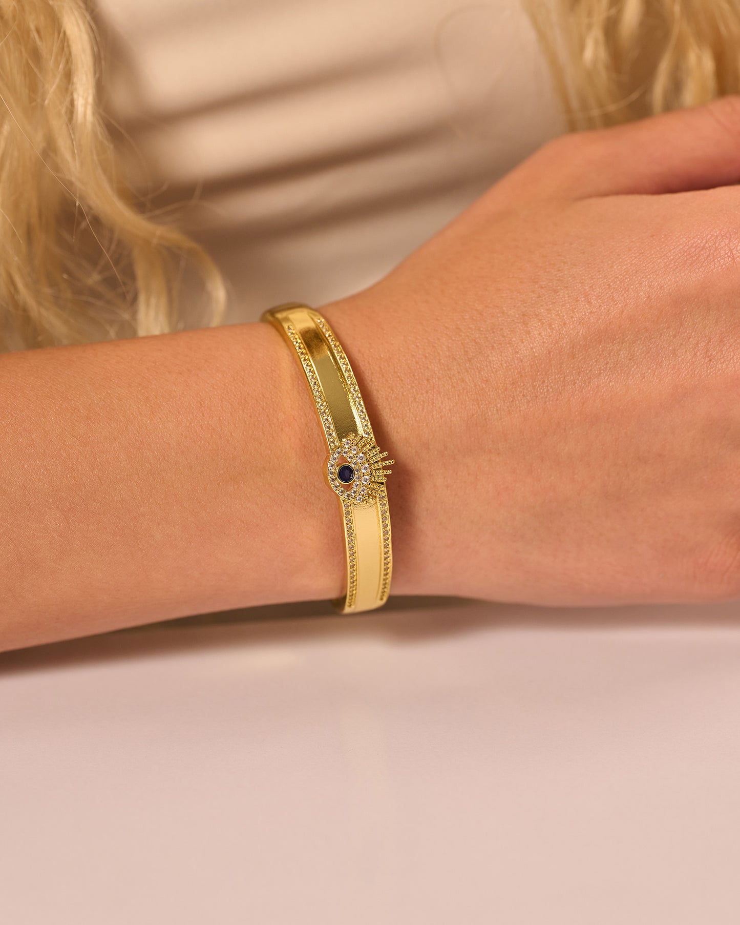 Bangle L041