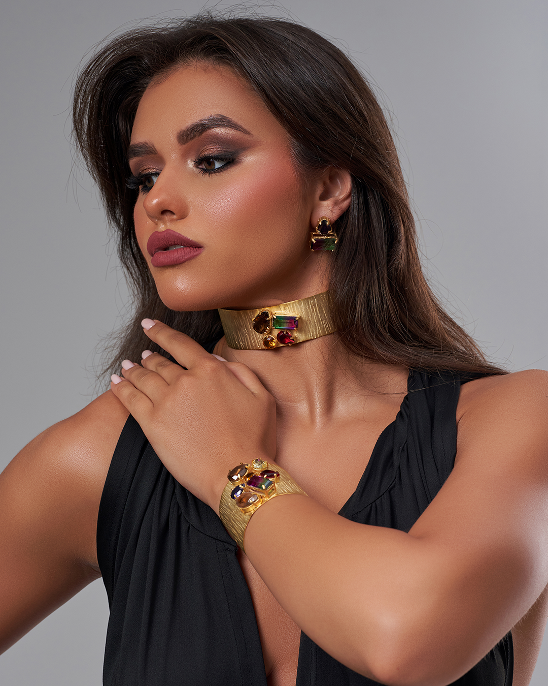 Chocker H03