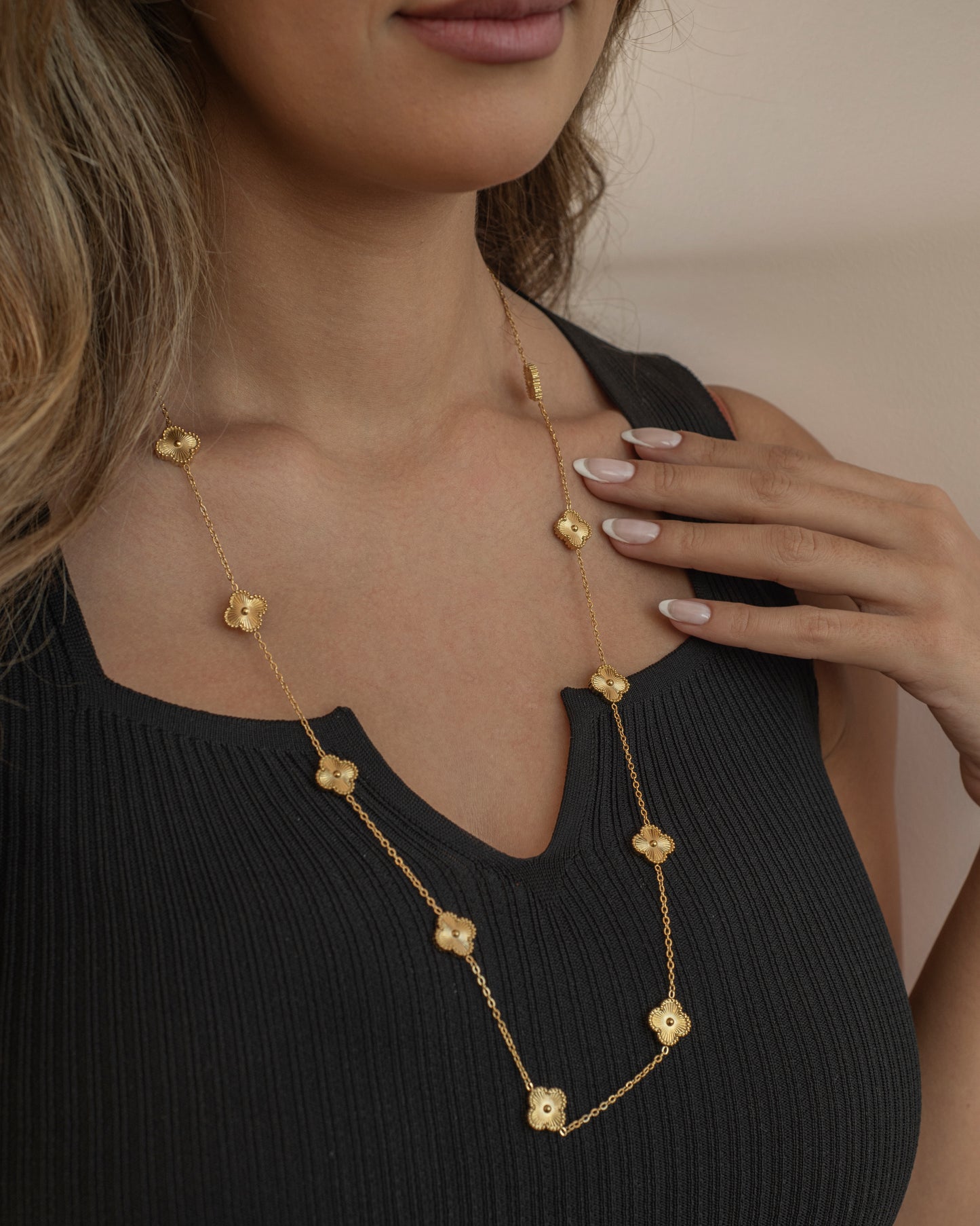 Long 10 Van-Cleef Necklace Gold Color