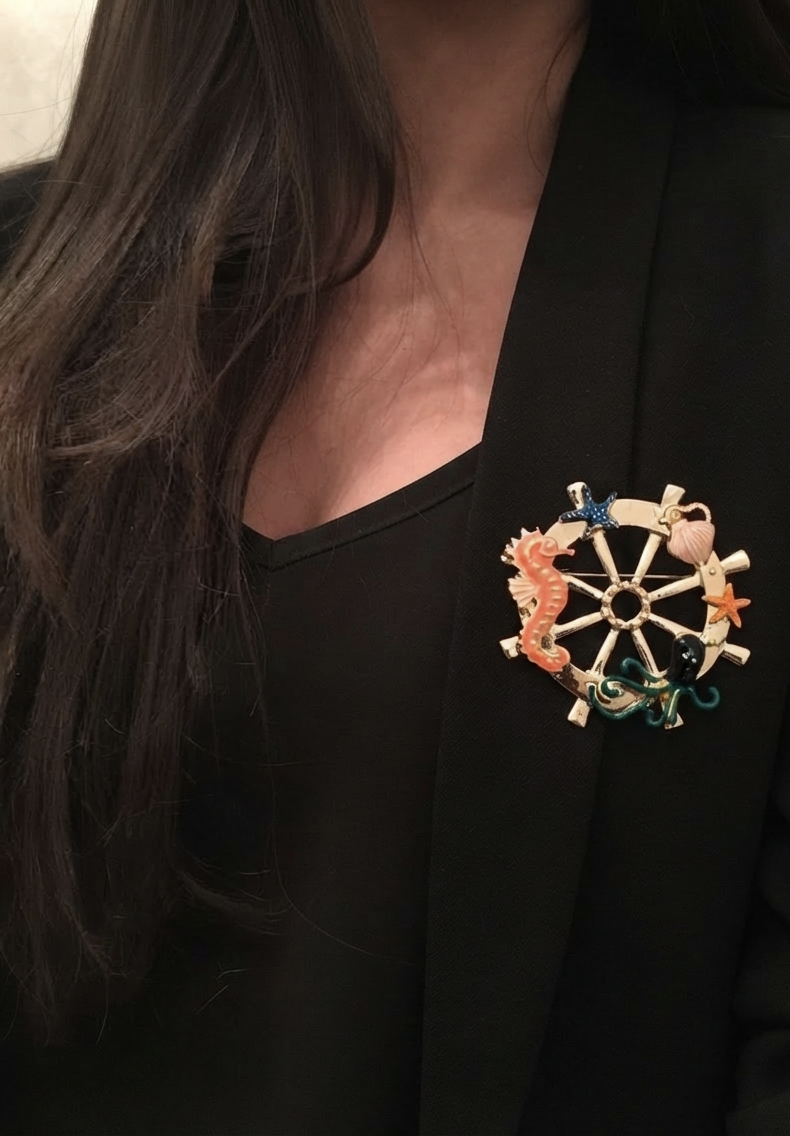Brooch