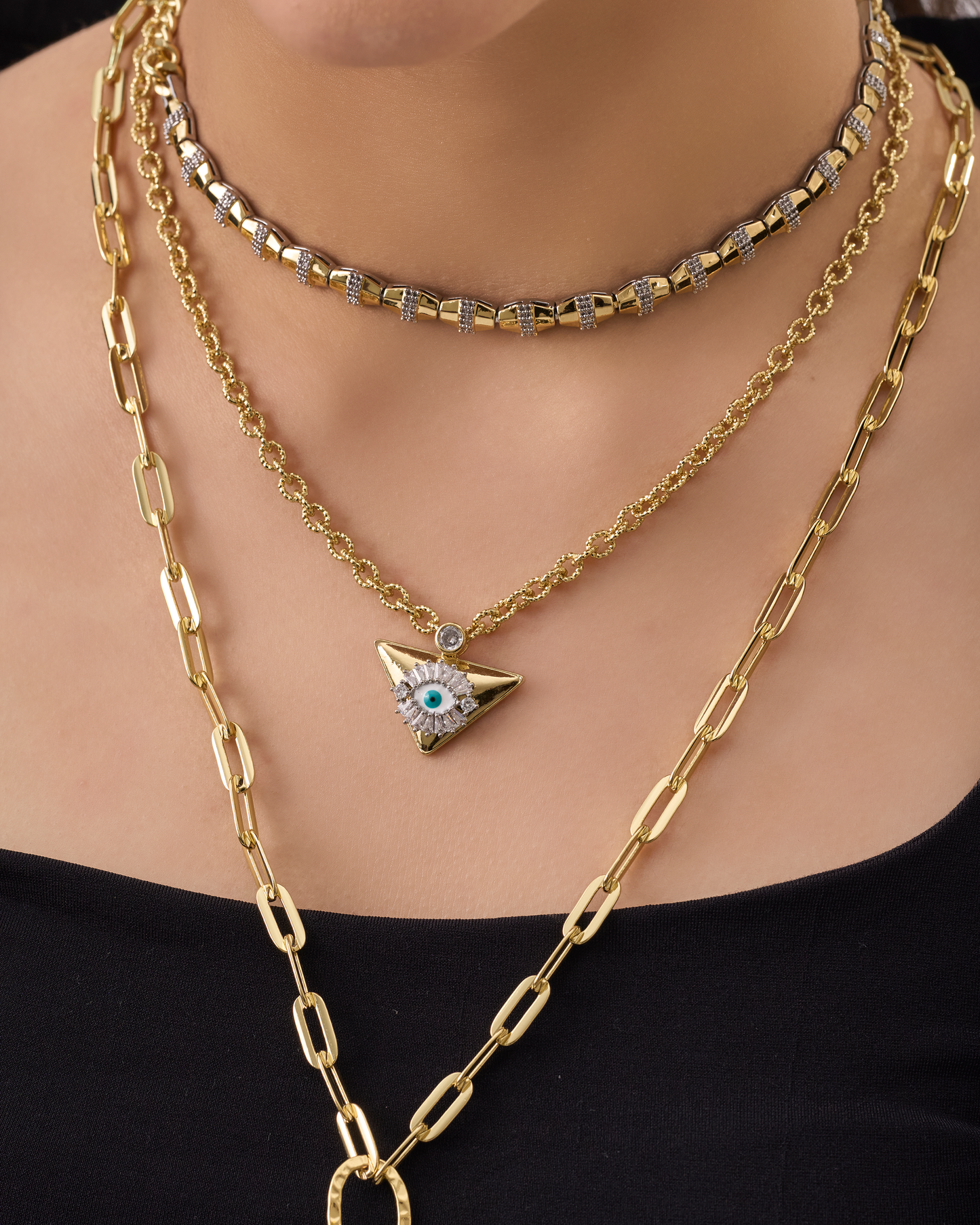 Necklaces 00999