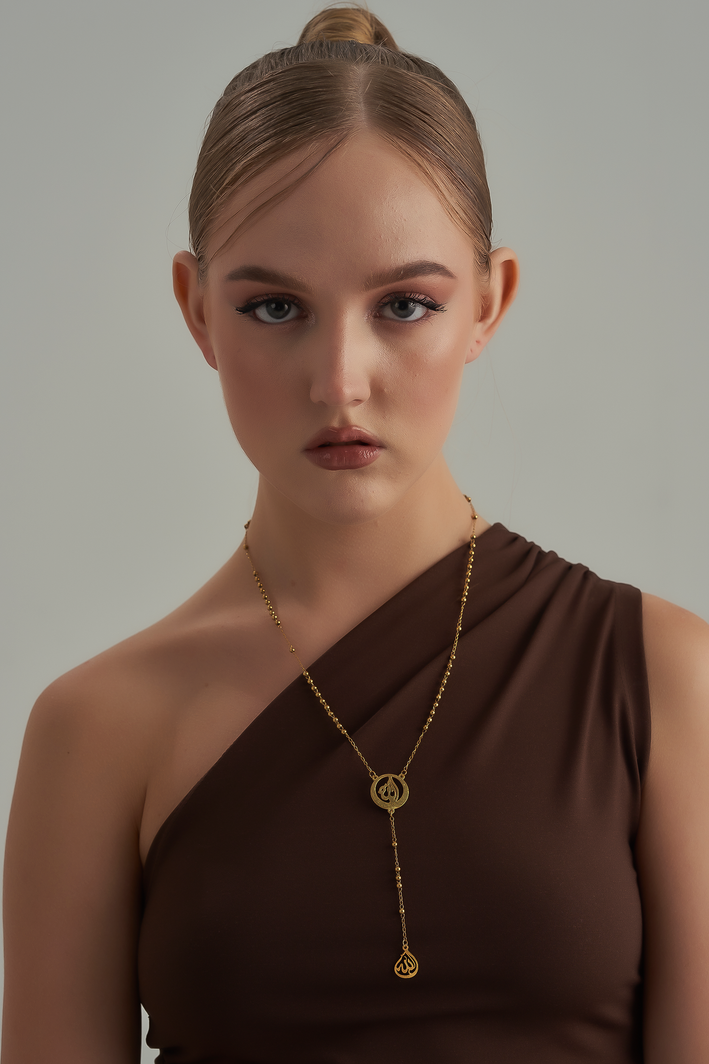 Necklace (الله سبحه)