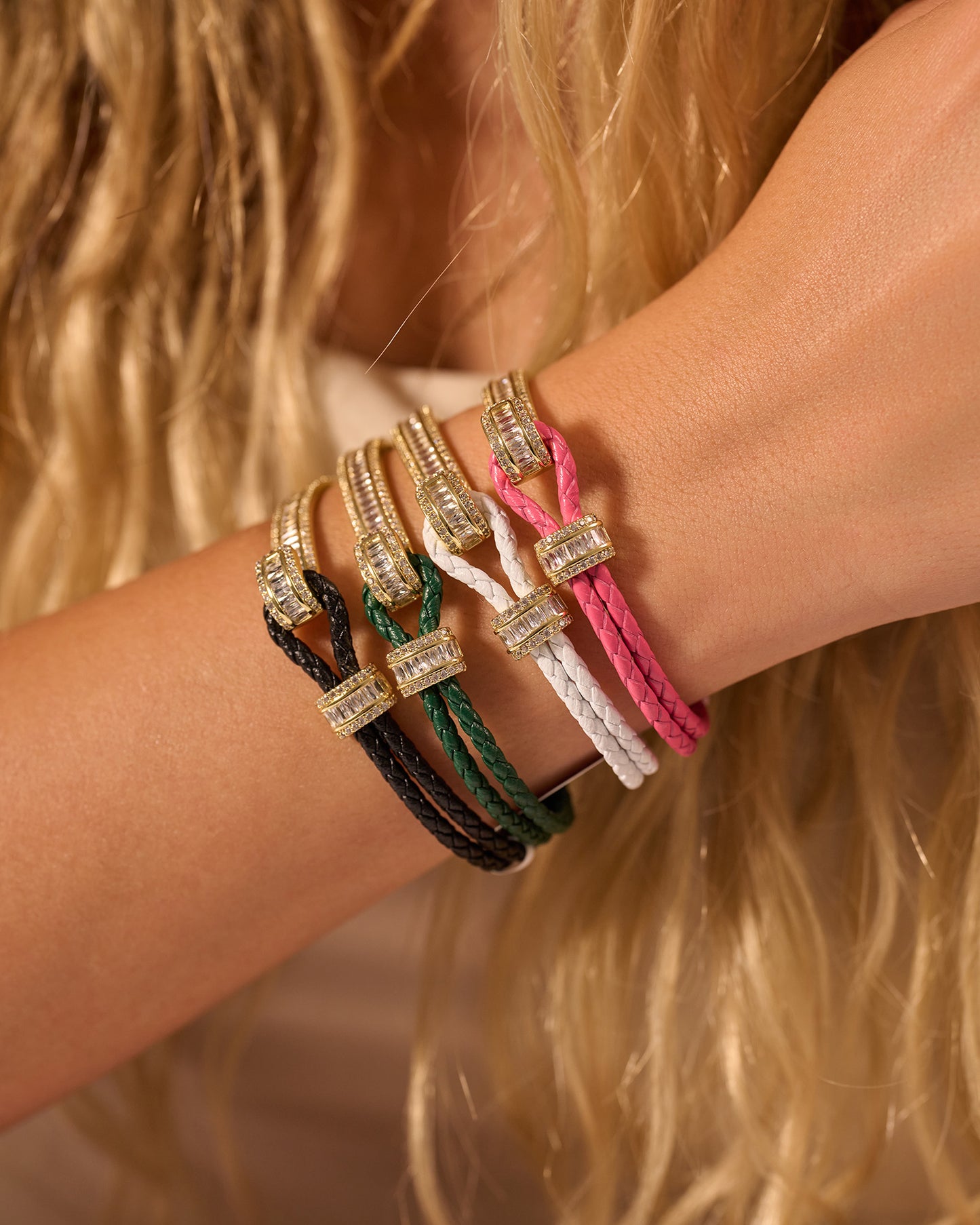 Bangle L025