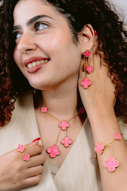 Vancleef hot pink