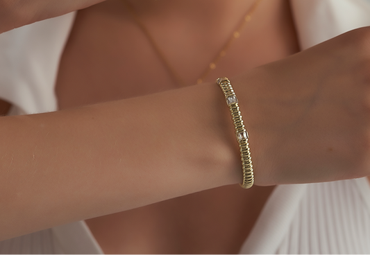 3 studs bangle