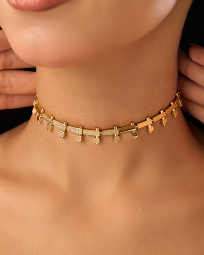 Chocker J01