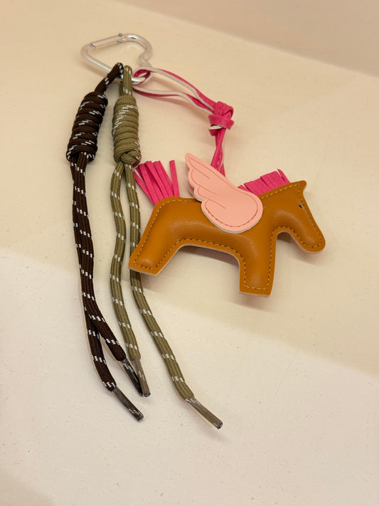 Wings horse