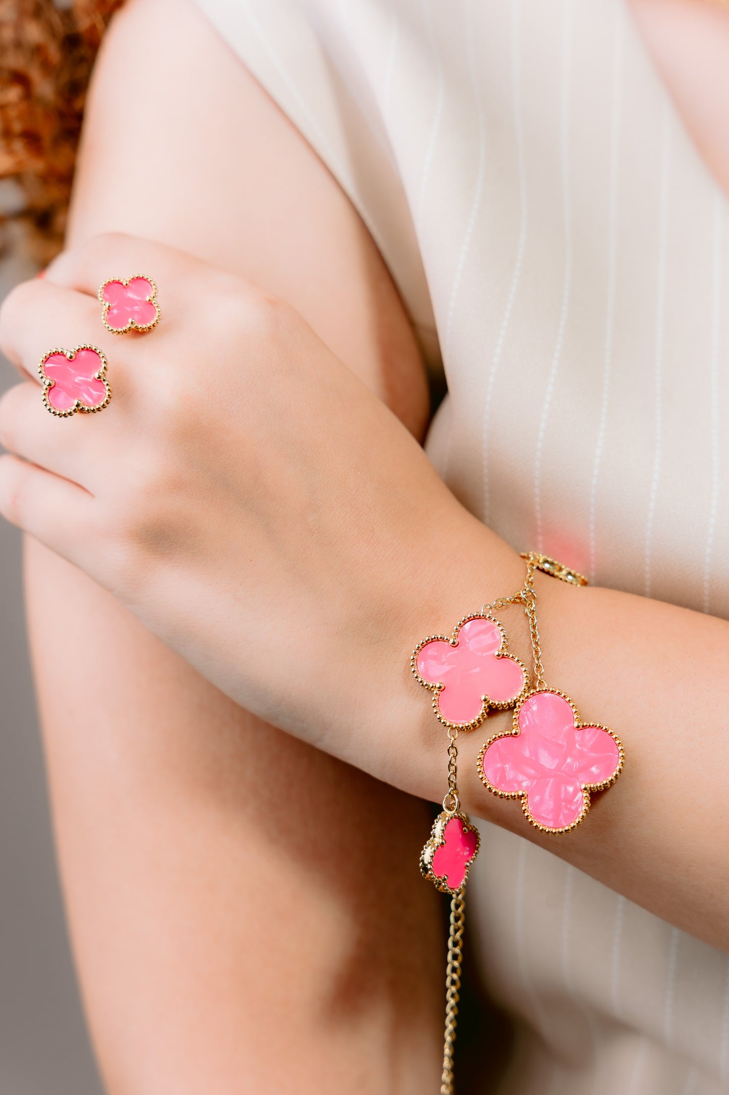 Vancleef hot pink