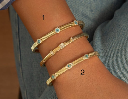 Eye bangle