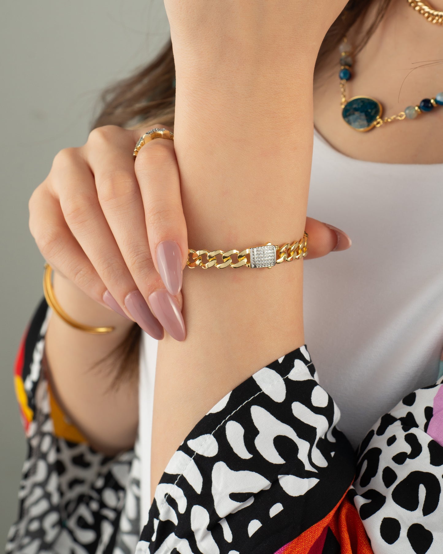 Square bangle