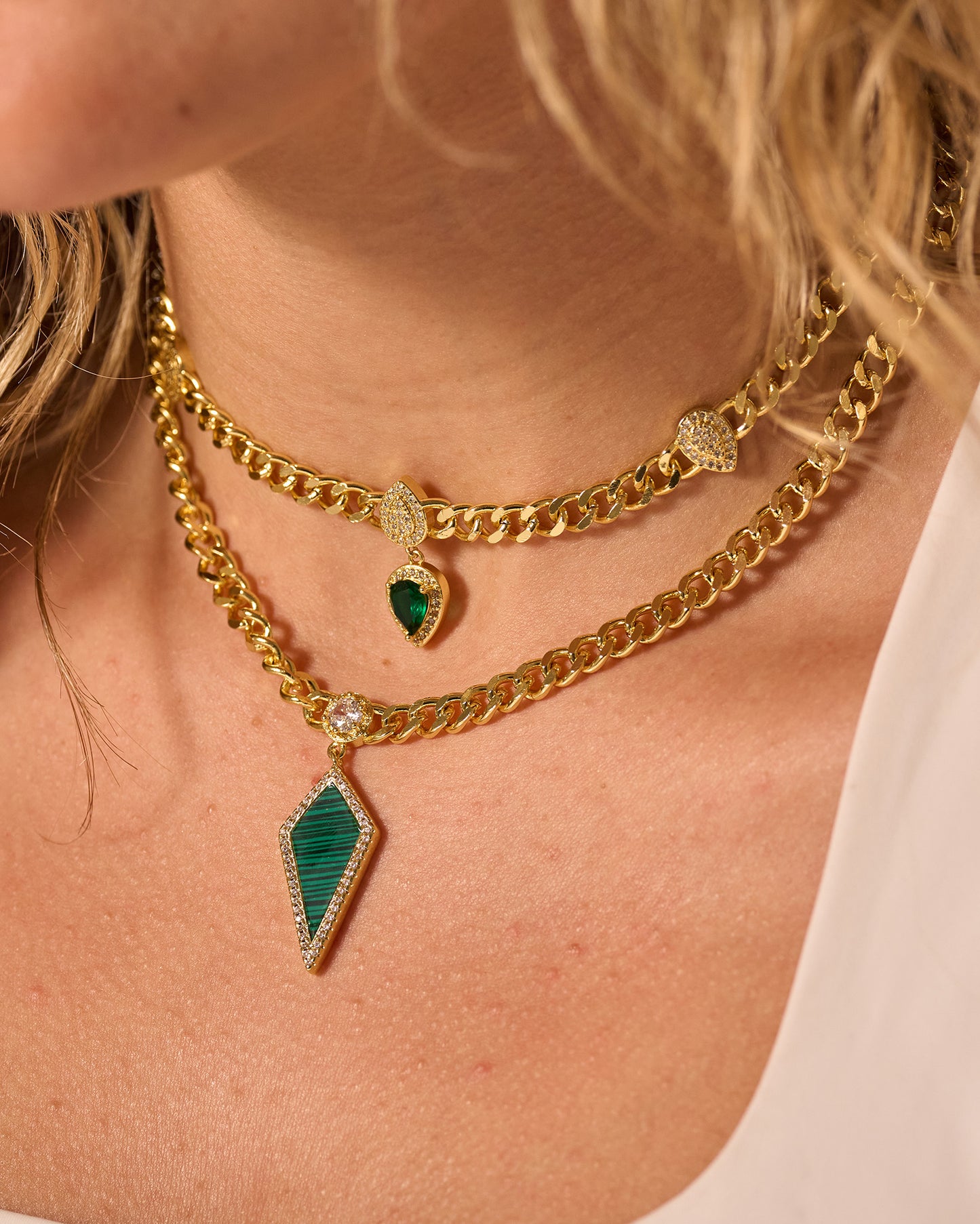 Necklaces L050