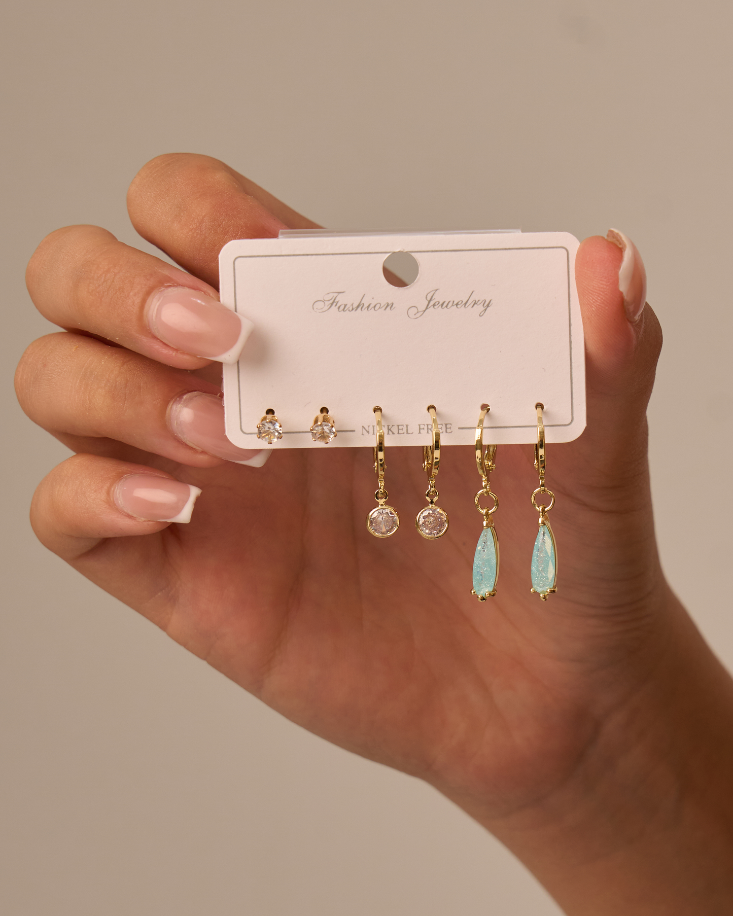 Set of earrings